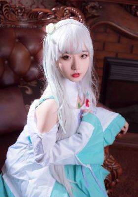 姨母的诱惑hd_不卡在线观看