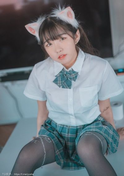 漂亮的保姆免费看_BD英语免费观看视频